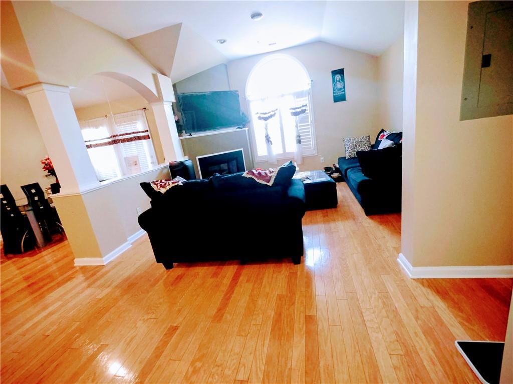 4008 Orchard Hill Terrace