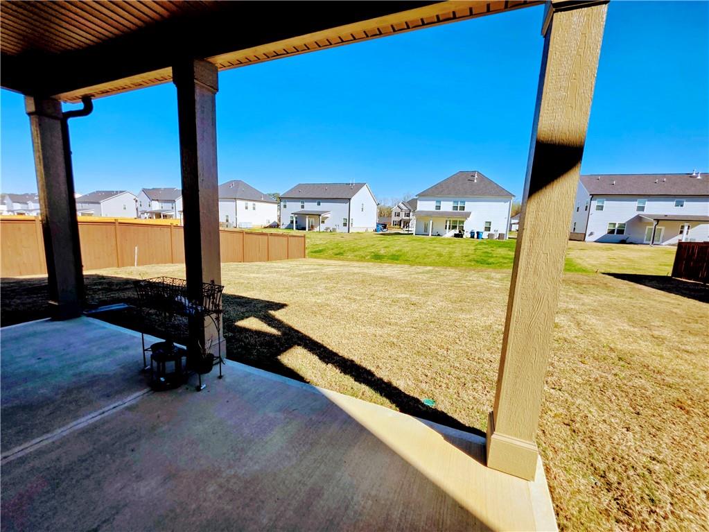 3518 English Elm Way