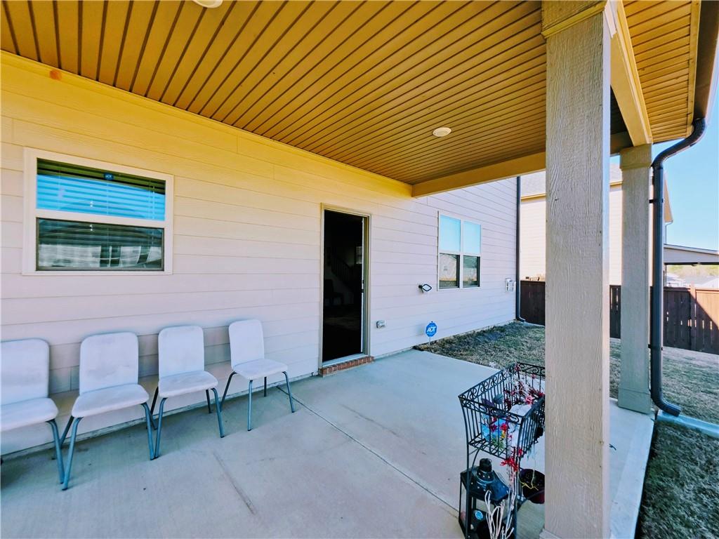 3518 English Elm Way