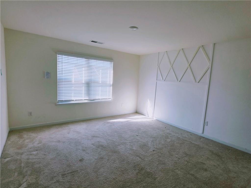 3518 English Elm Way