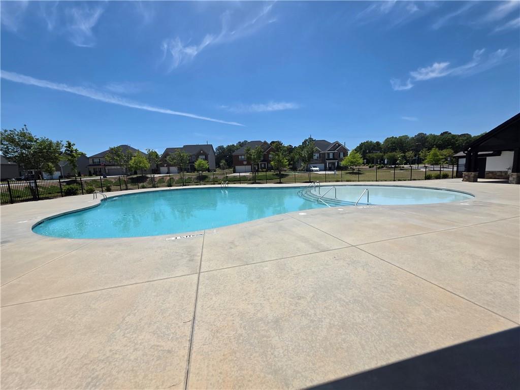 3518 English Elm Way