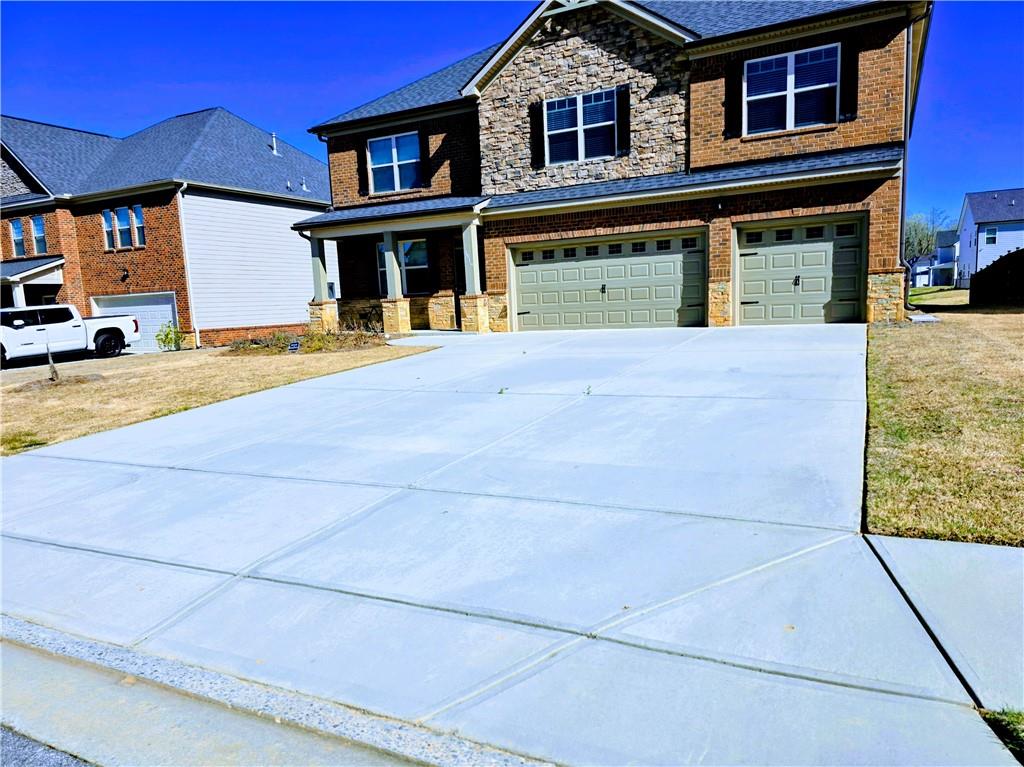 3518 English Elm Way