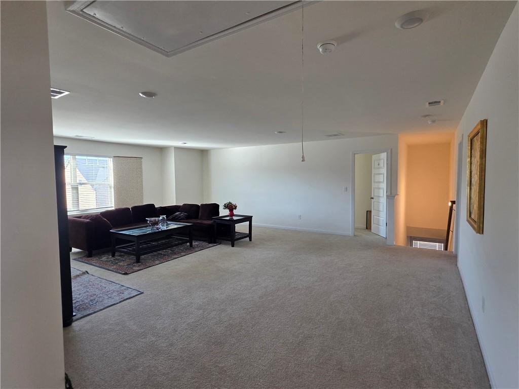 3518 English Elm Way