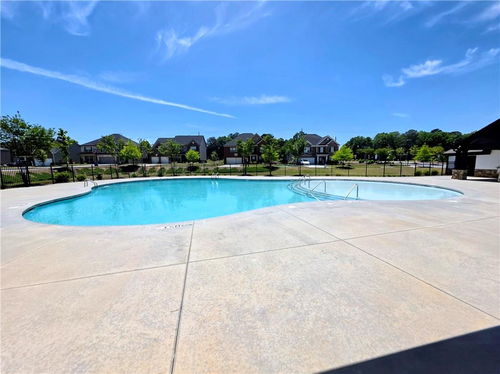 3518 English Elm Way