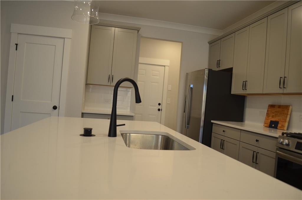 28 Trace Bluff