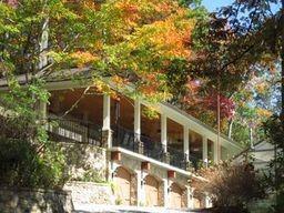 230 Woodside Lane
