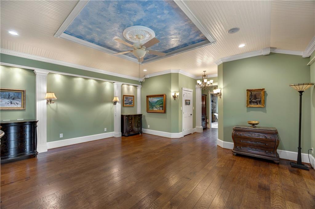 230 Woodside Lane