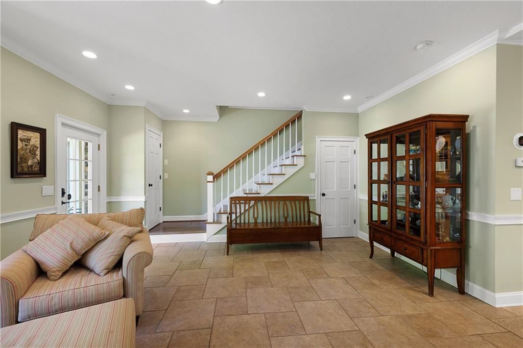 230 Woodside Lane