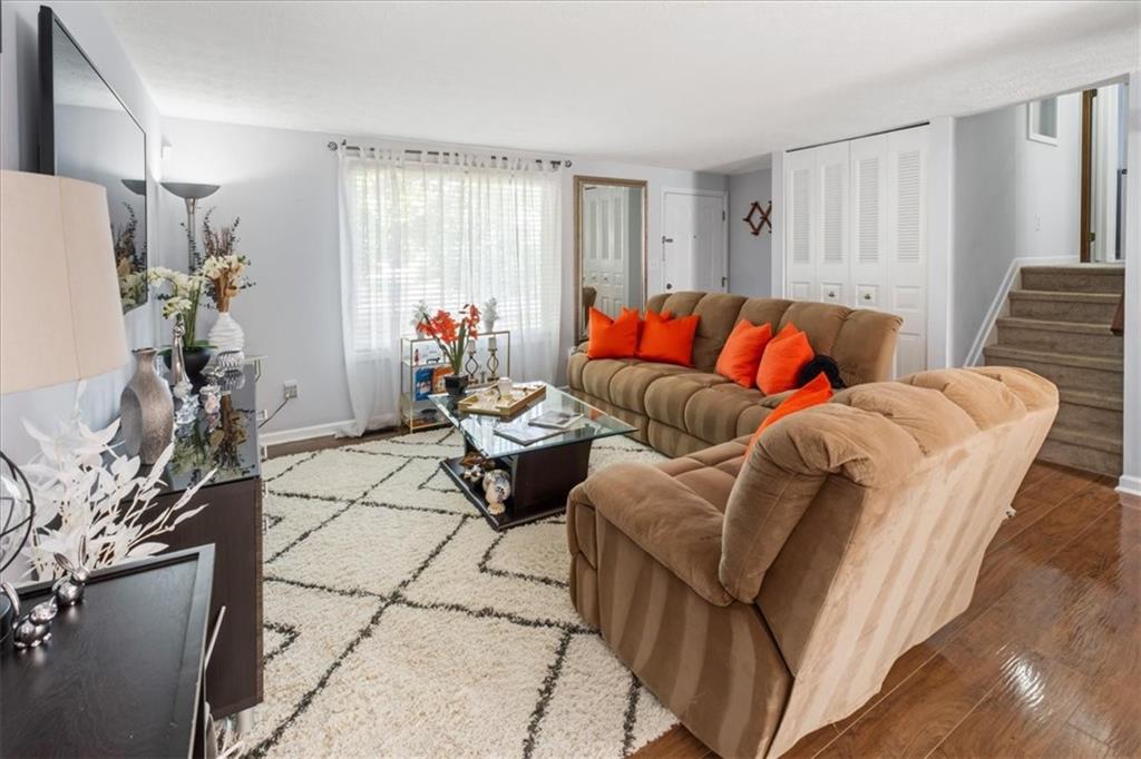 10455 Worthington Hills Manor