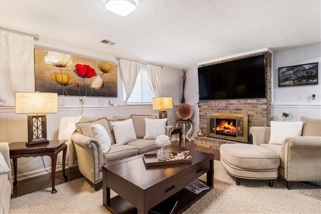 10455 Worthington Hills Manor