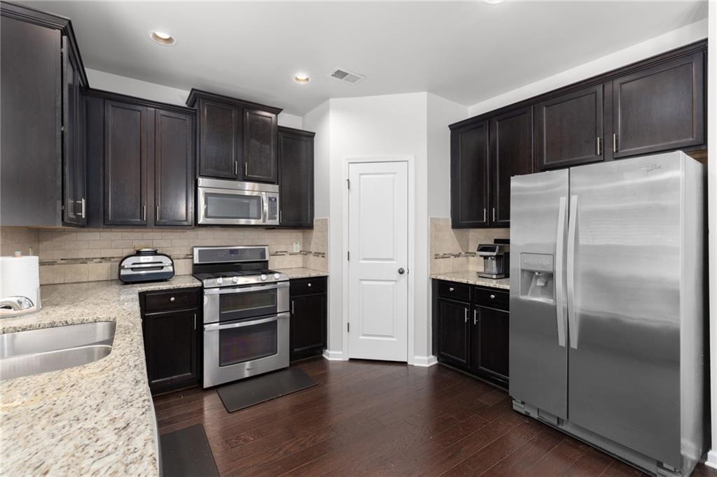 501 Garden View Court