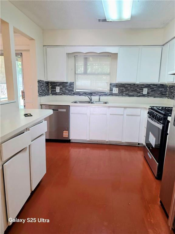 3160 Shadow Walk Lane