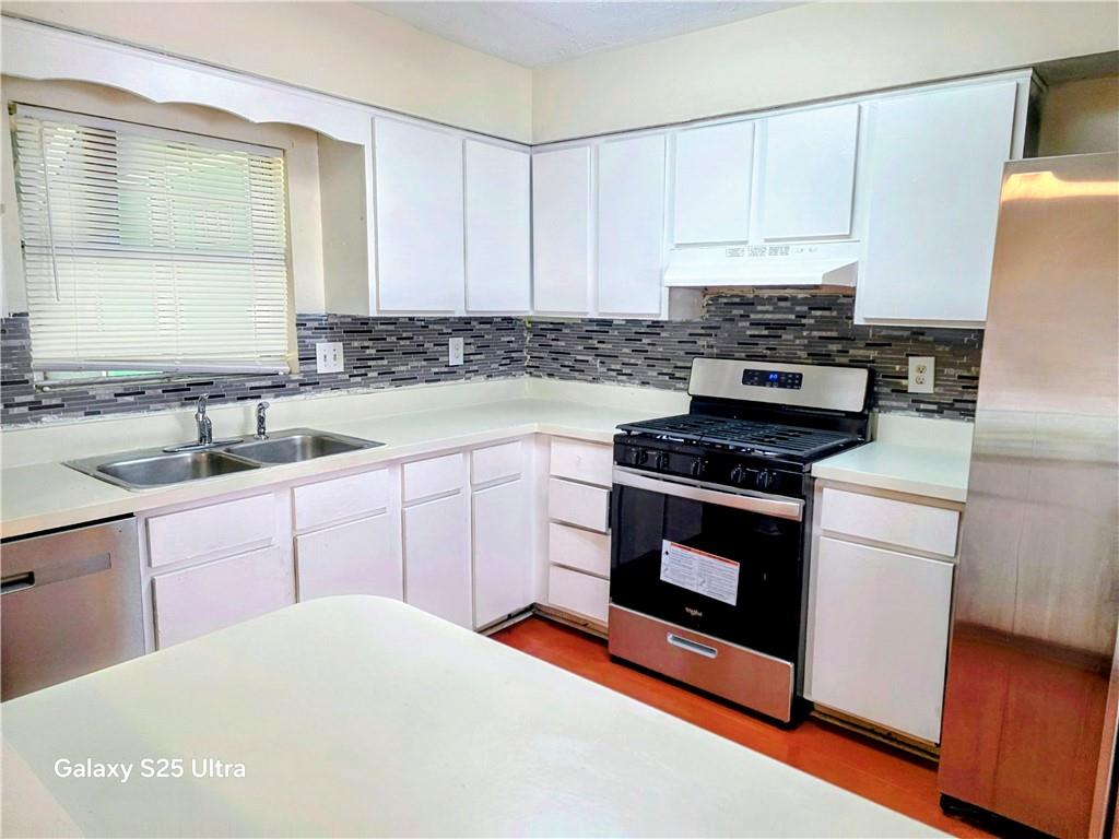 3160 Shadow Walk Lane