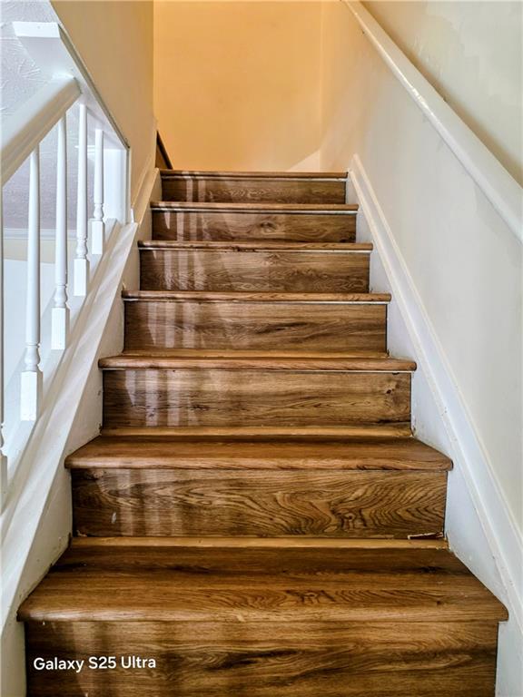 3160 Shadow Walk Lane