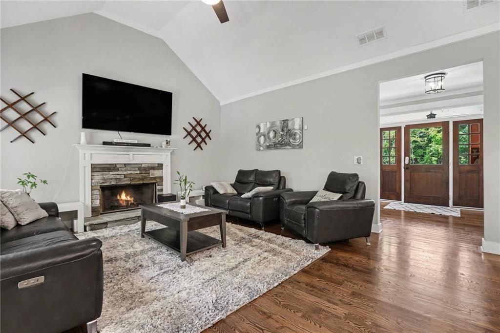 1919 Pilgrim Mill Circle