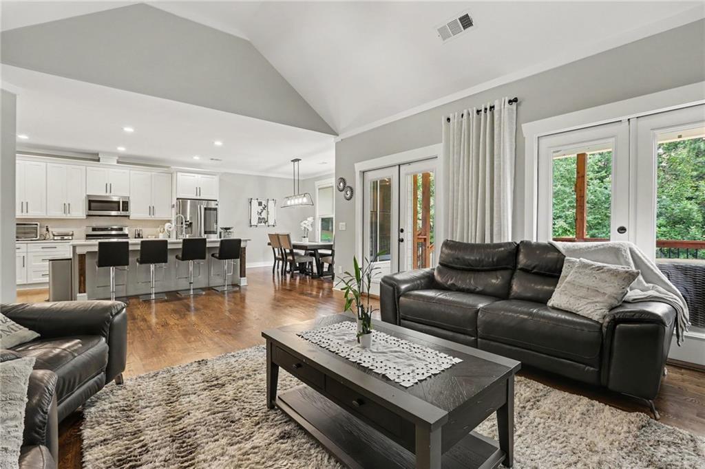 1919 Pilgrim Mill Circle