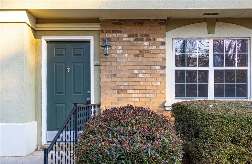 6900 Roswell Road Unit #L4