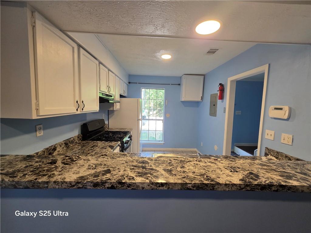 852 Glynn Oaks Drive