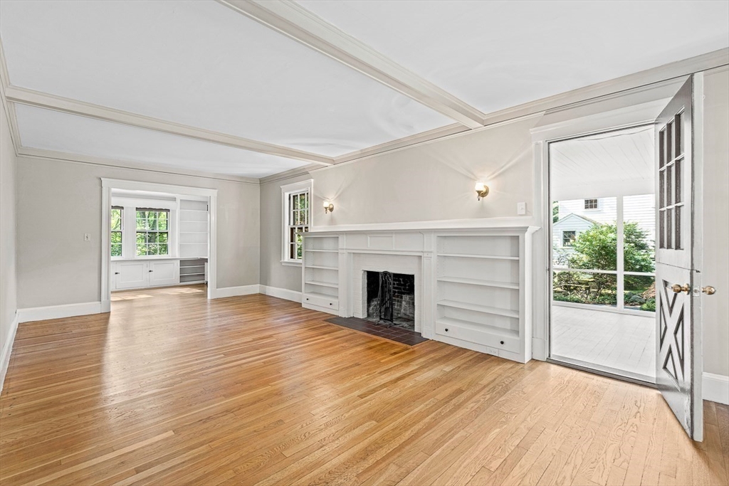 17 Colburn Rd