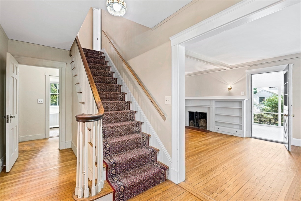 17 Colburn Rd