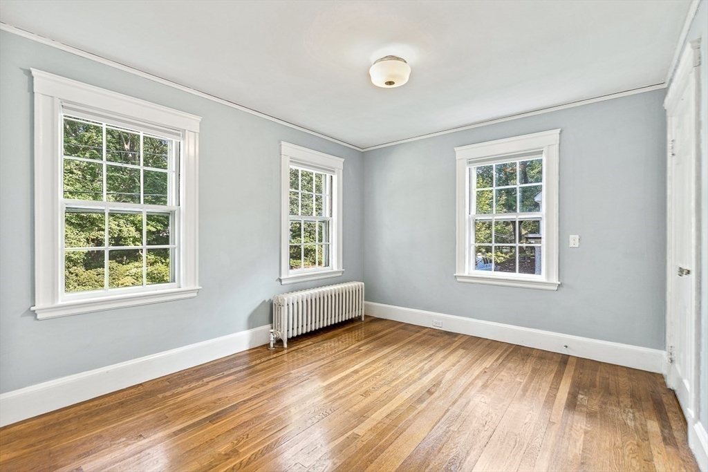 17 Colburn Rd