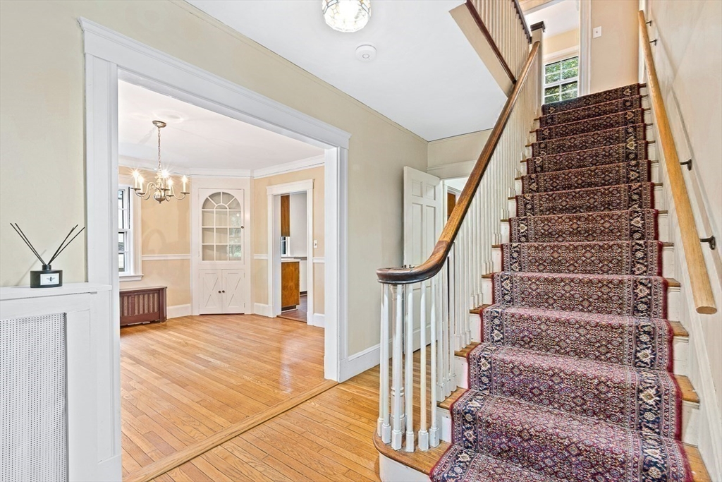 17 Colburn Rd
