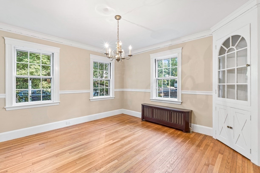 17 Colburn Rd