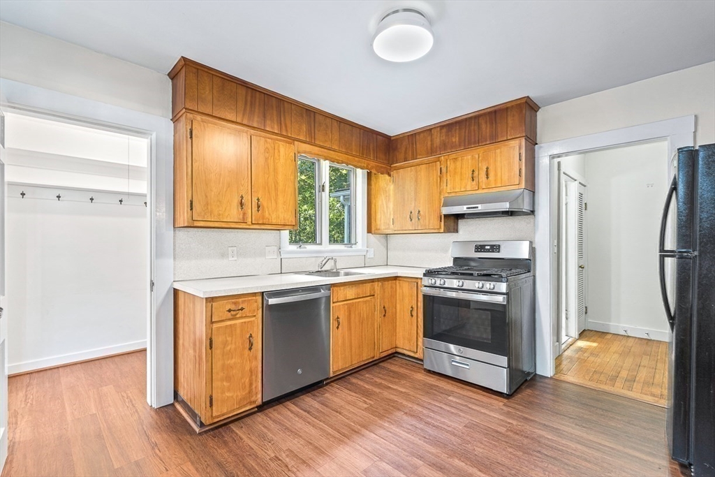 17 Colburn Rd