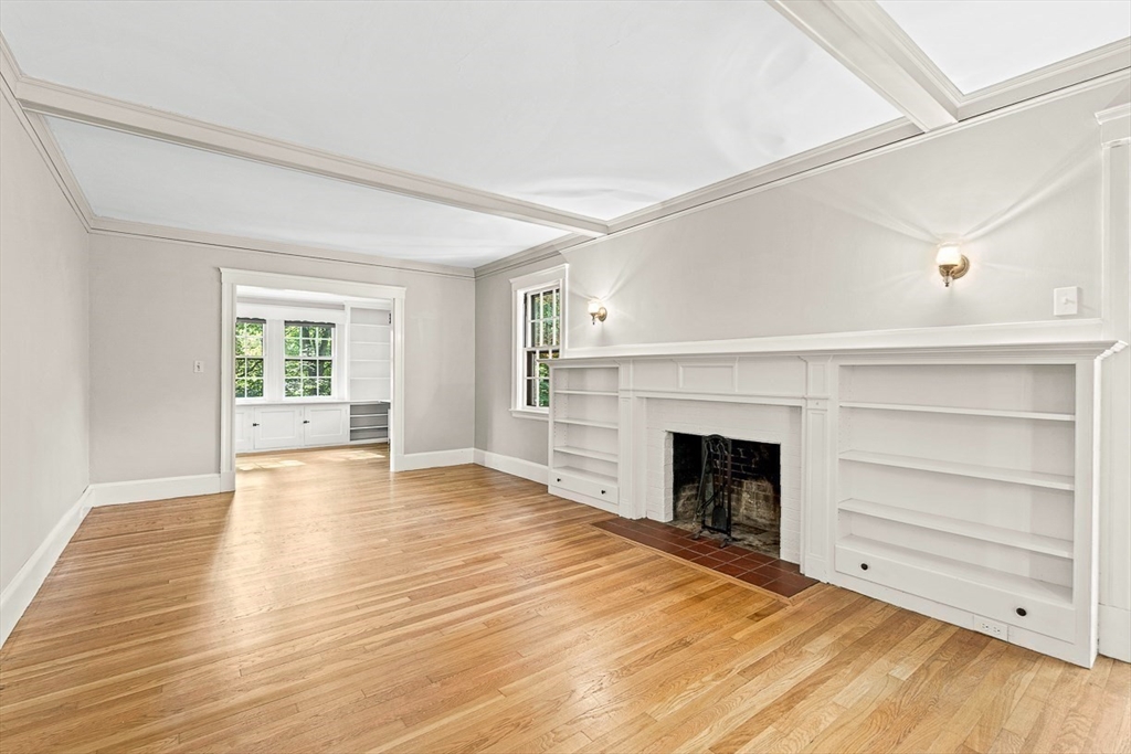 17 Colburn Rd