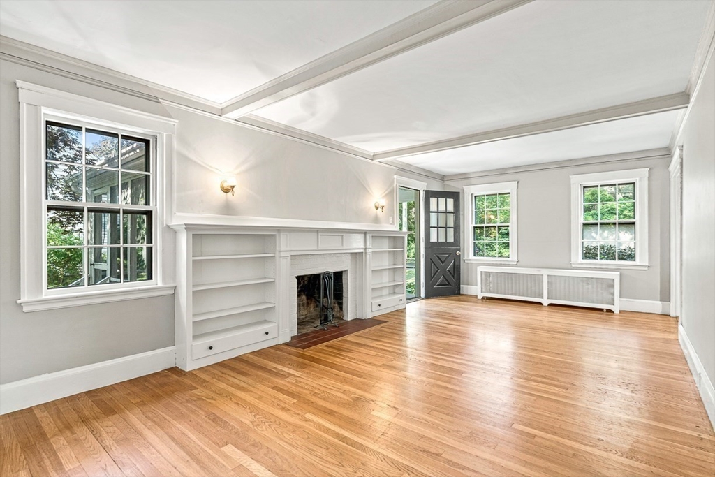 17 Colburn Rd