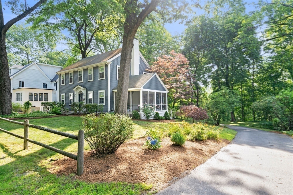 17 Colburn Rd