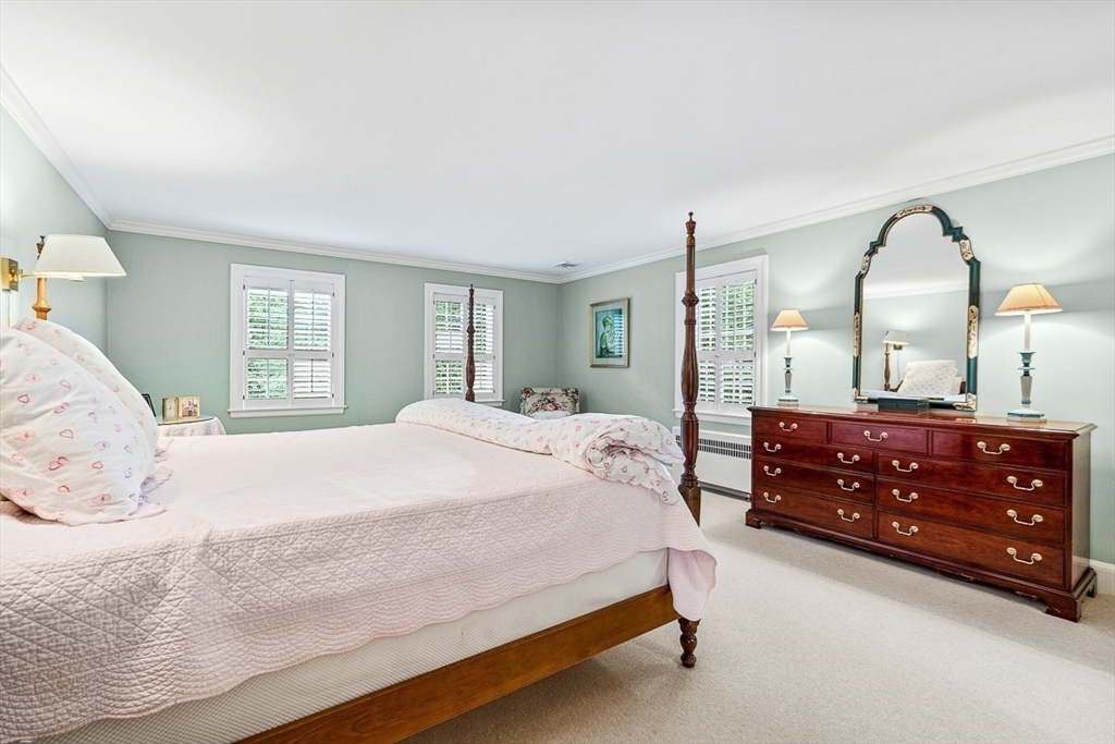 56 Woodcliff Rd