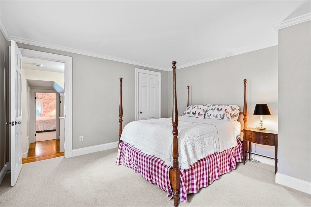 56 Woodcliff Rd