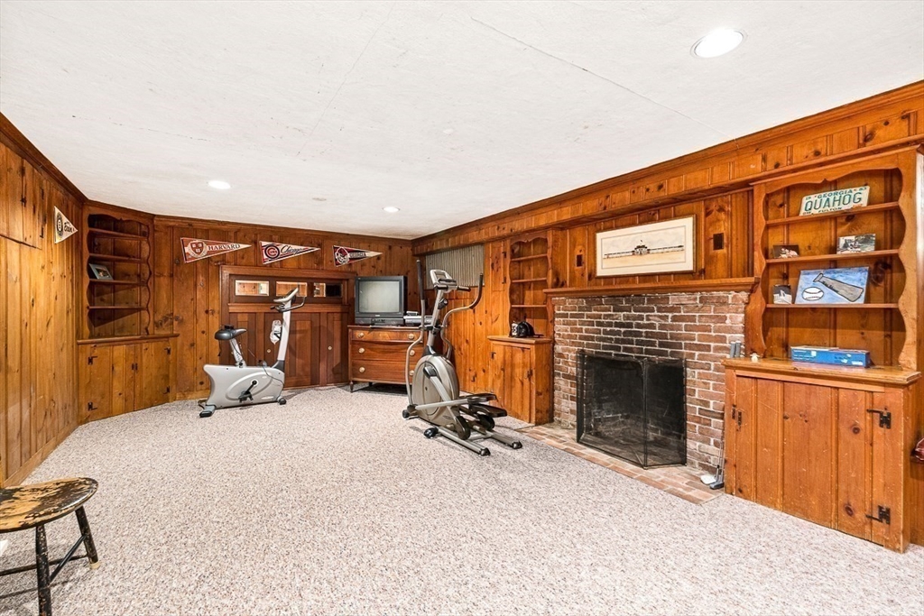 56 Woodcliff Rd