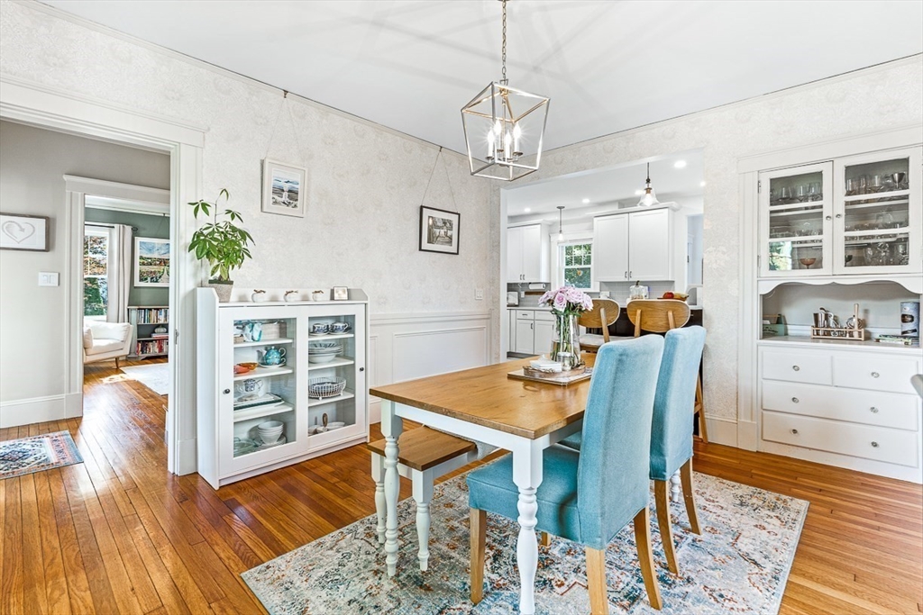 298 Weston Rd