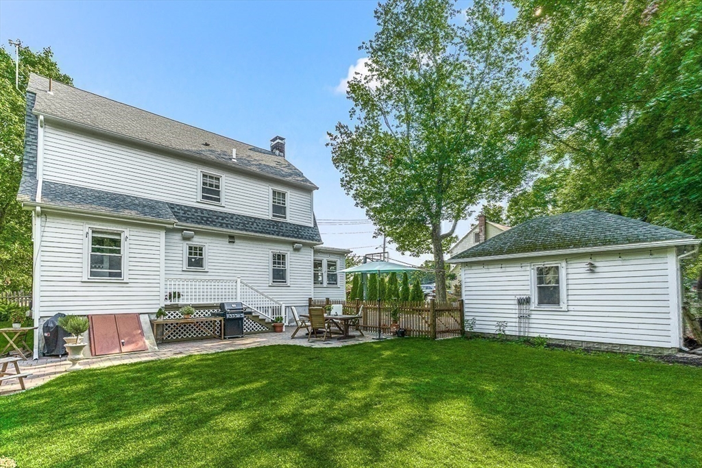 298 Weston Rd