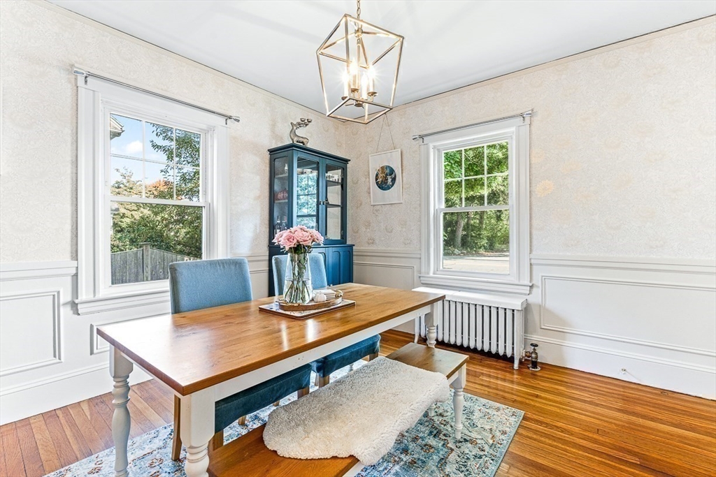 298 Weston Rd