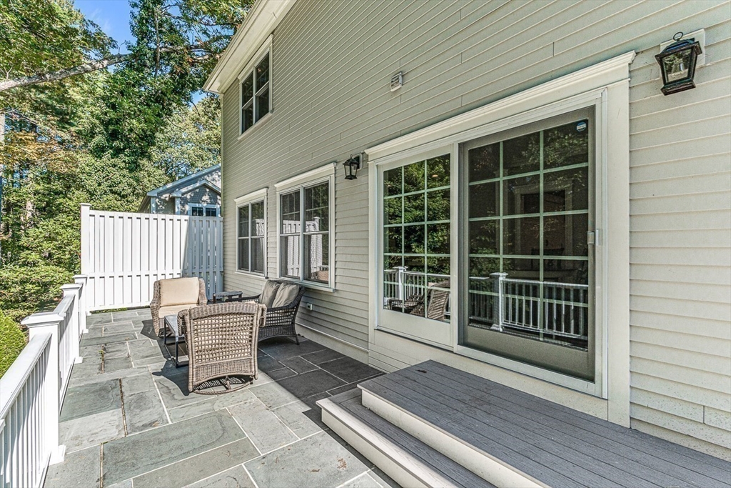 60 Halsey Ave