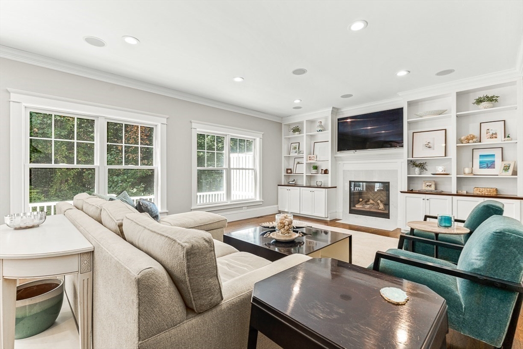 60 Halsey Ave