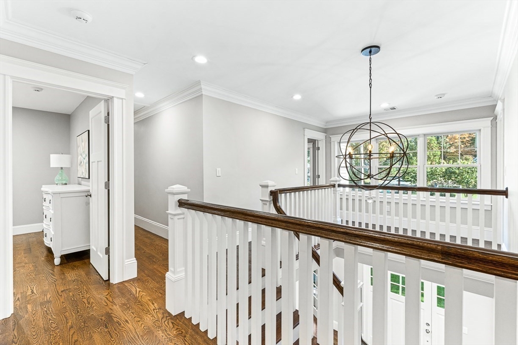 60 Halsey Ave
