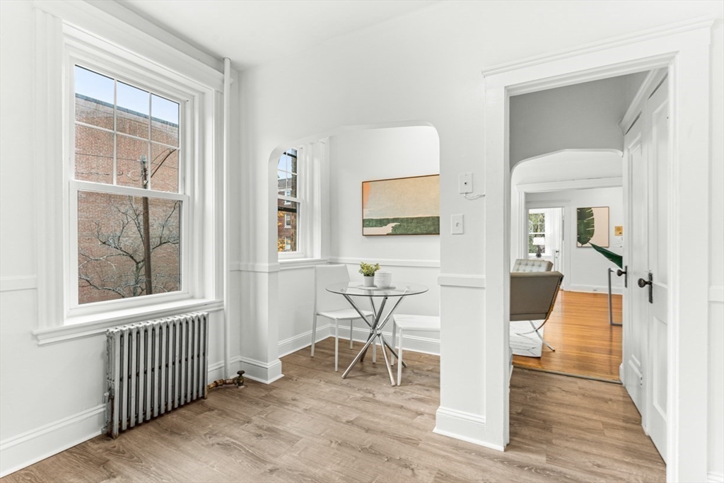 72 Strathmore Rd # 5B