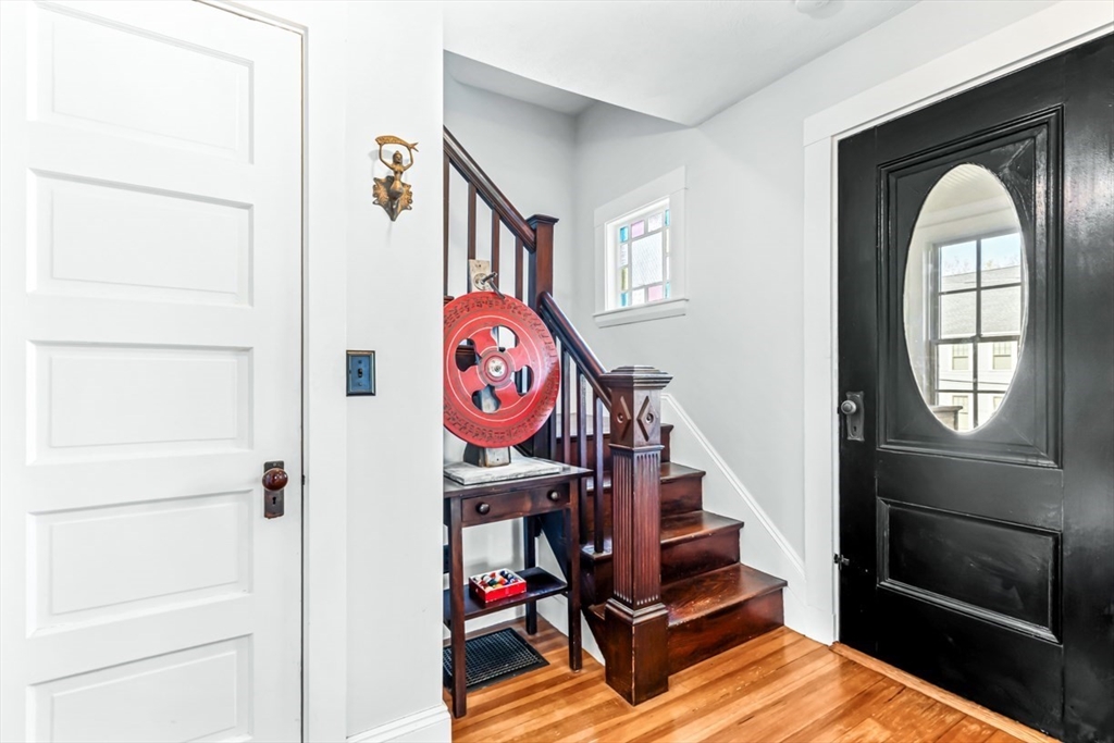8 Hastings St