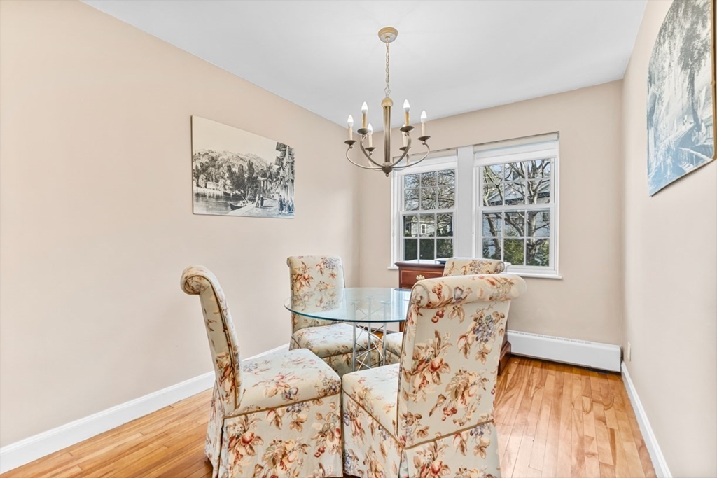 7 Hammond Pond Pkwy # 4