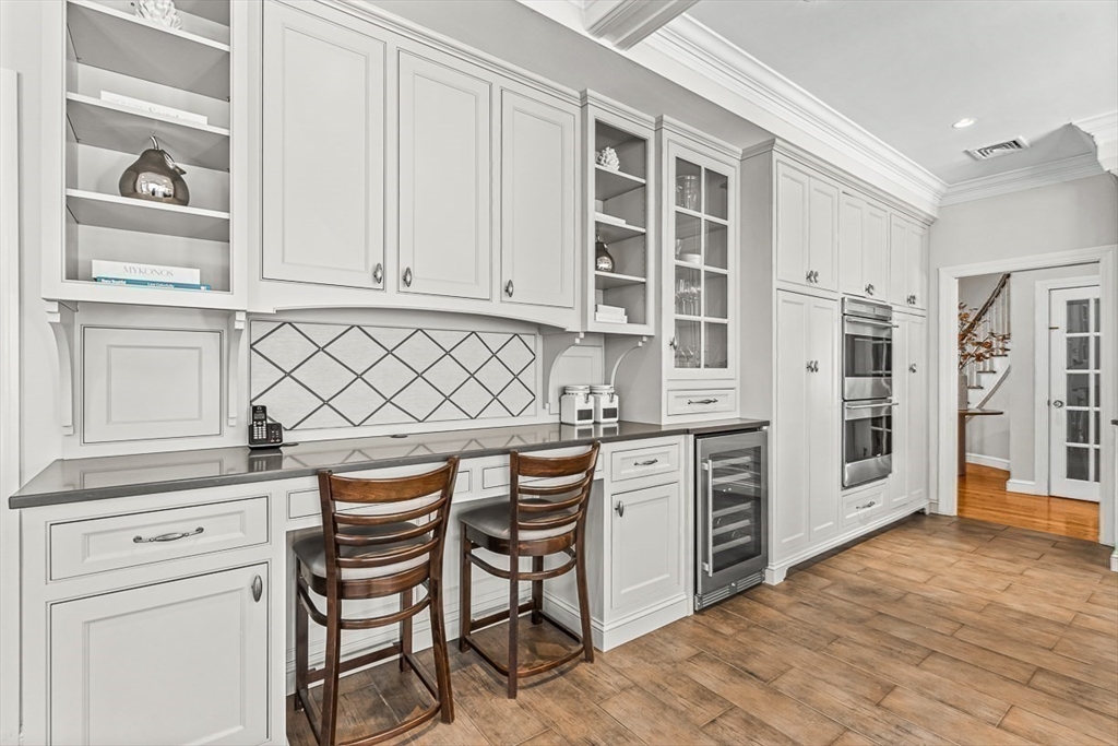 56 Lantern Ln