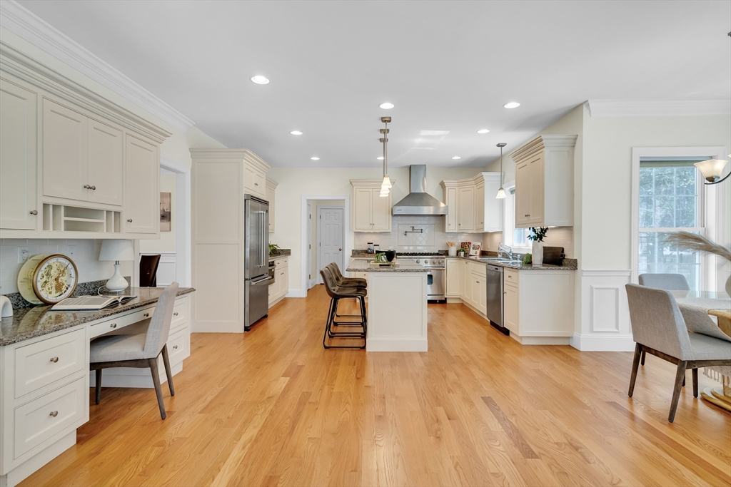 19 Bryn Mawr Rd