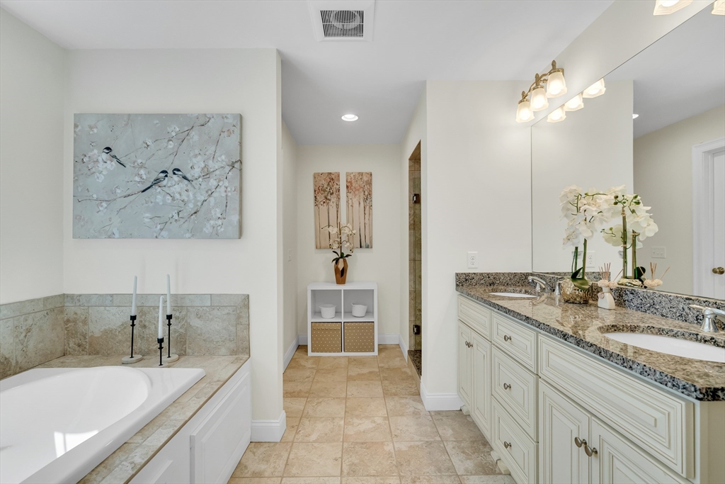 19 Bryn Mawr Rd