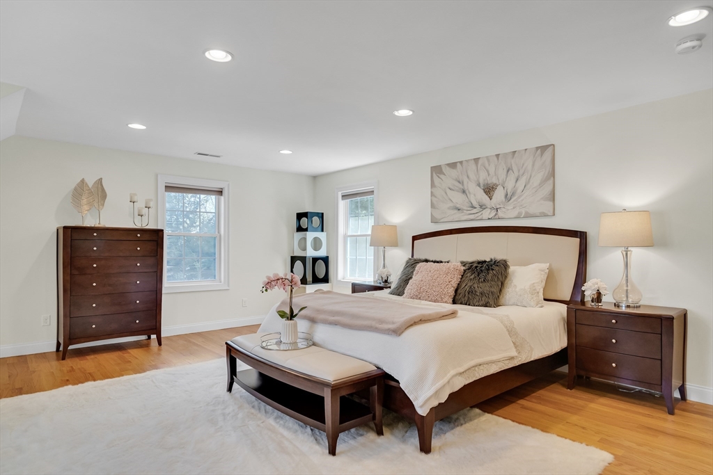 19 Bryn Mawr Rd