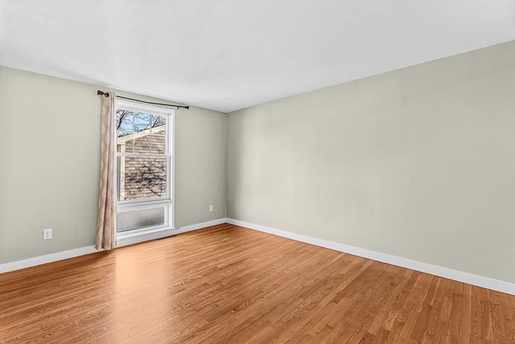 11 Oak St # 59