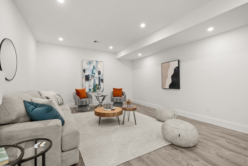 22 Priscilla Cir