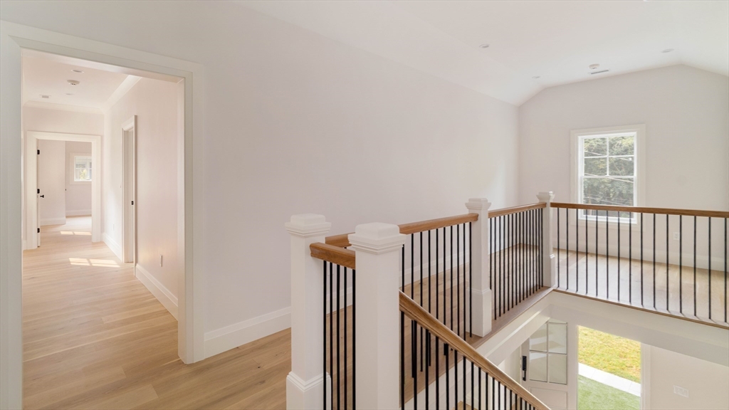 12 Bird Hill Ave